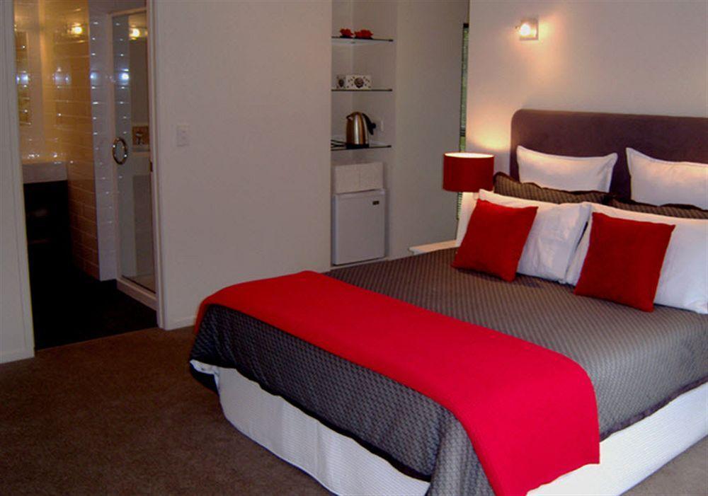 River Retreat Haruru Екстериор снимка